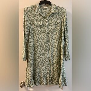 Green and White Pearl Snaps Shirt Dress